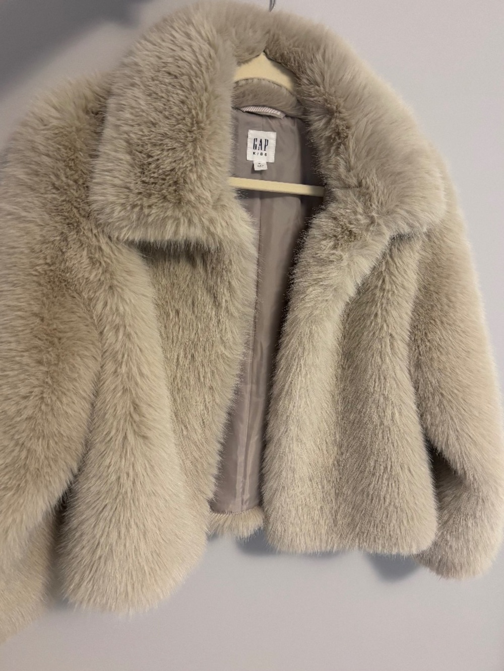 Kids faux fur coat